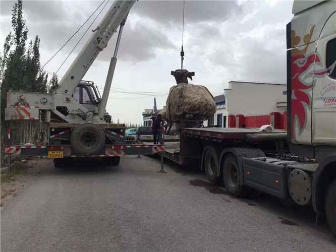 墨玉县狭窄场地（如小区、车间）适合用哪种吊车？